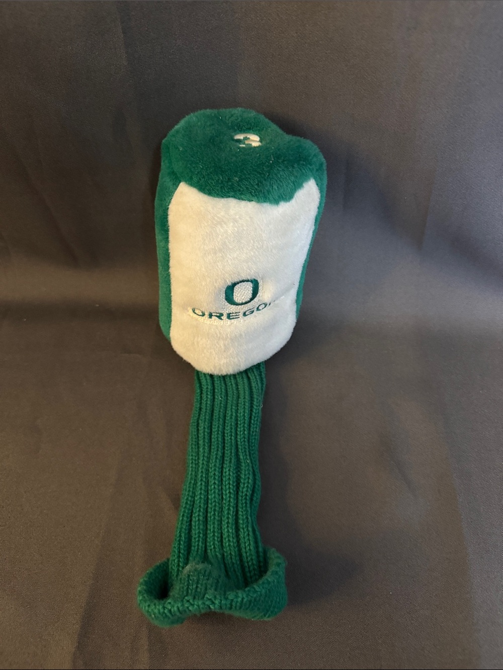 University of Oregon Plush Headcover with Knit Sock - Green & White